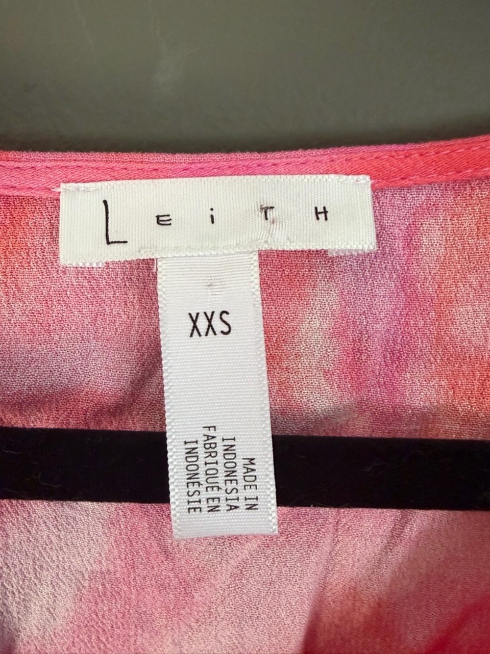 Leith Pink Red Tie-Dye V-Neck Puff Sleeve CropTop - Picture 4 of 5
